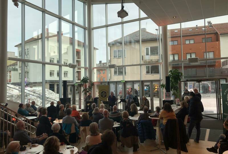 Lama på Kurt Kafé